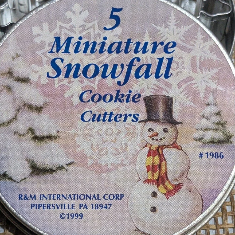 Mini Cookie Cutter Set - Snowflakes, Snowman, Tree